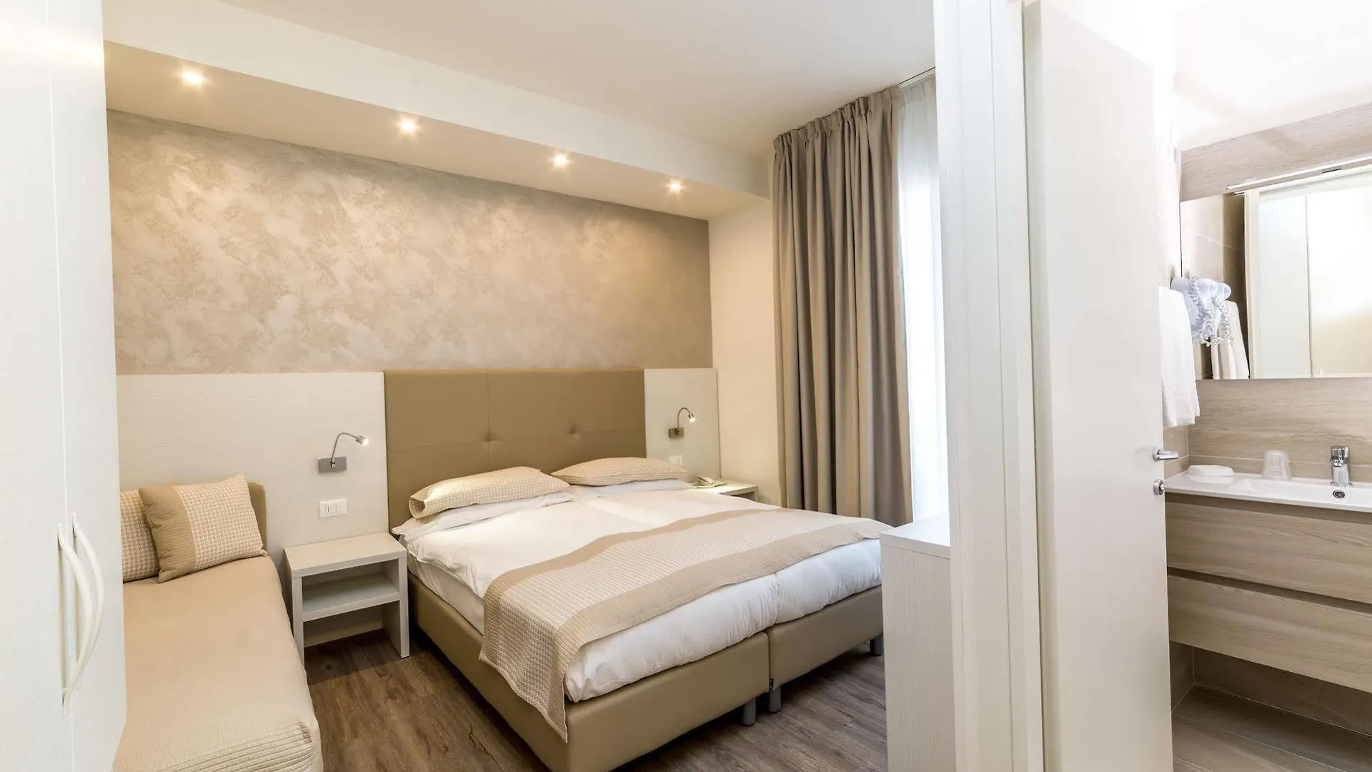 Hotel Touring Lido di Jesolo Italien