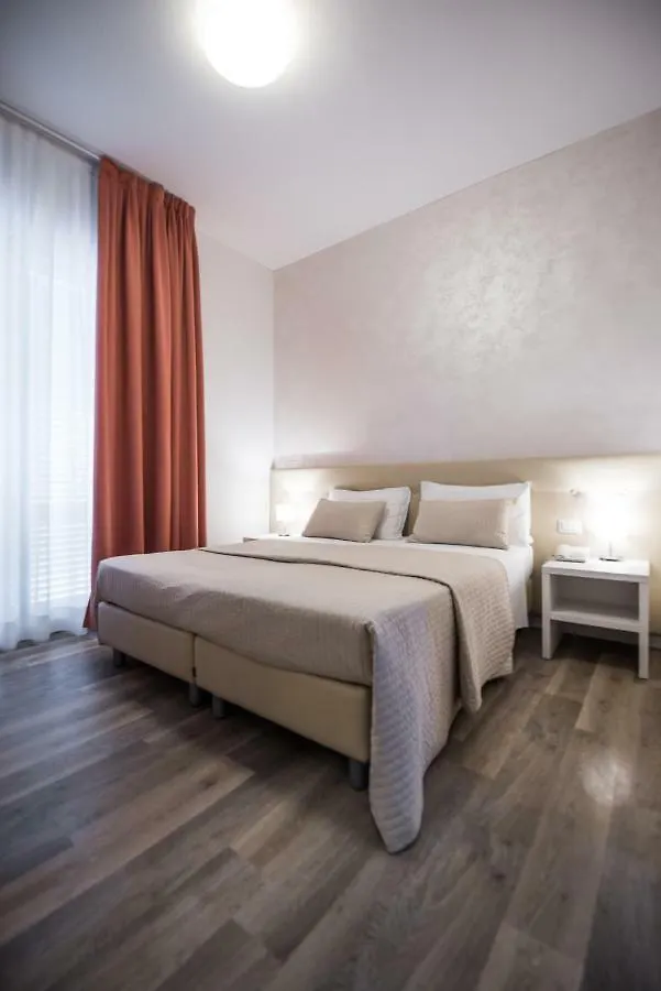 Hotel Touring Lido di Jesolo 3*,